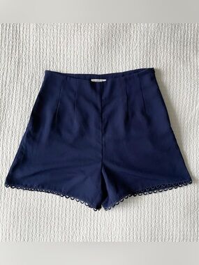 Molly Bracken Navy Scallop-Hem Shorts